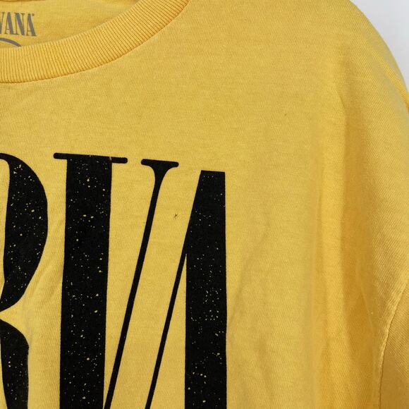 Officially Licensed Nirvana Nevermind Smiley Grunge Tee Yellow Large - Picture 4 of 5